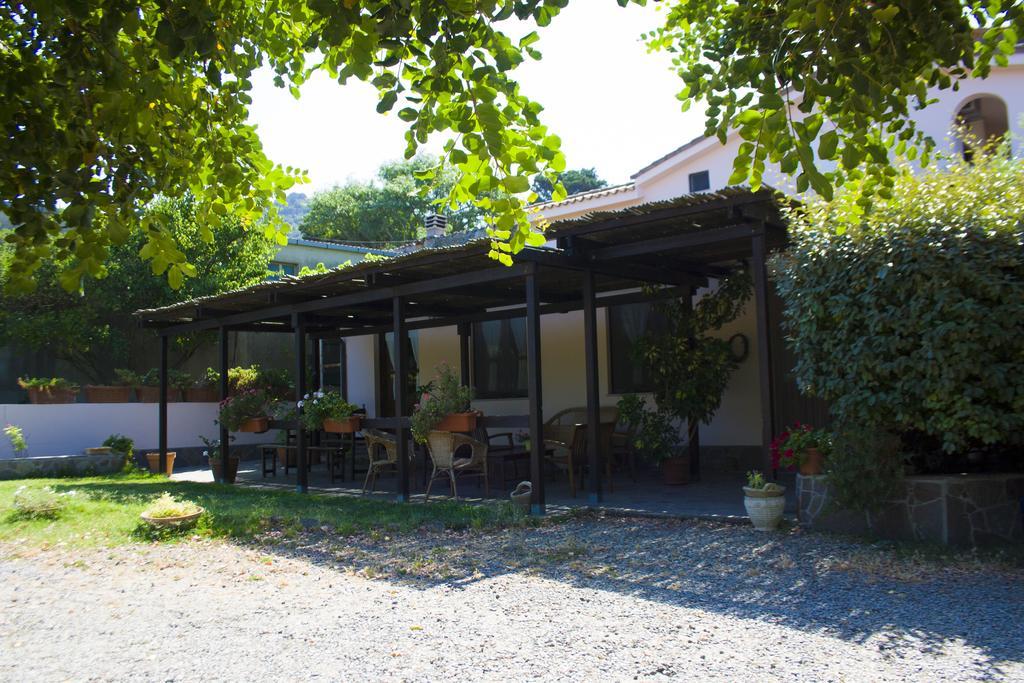 Agriturismo Satanca Villa Arbus Bagian luar foto