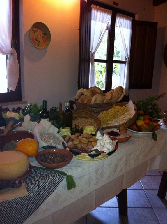 Agriturismo Satanca Villa Arbus Bagian luar foto
