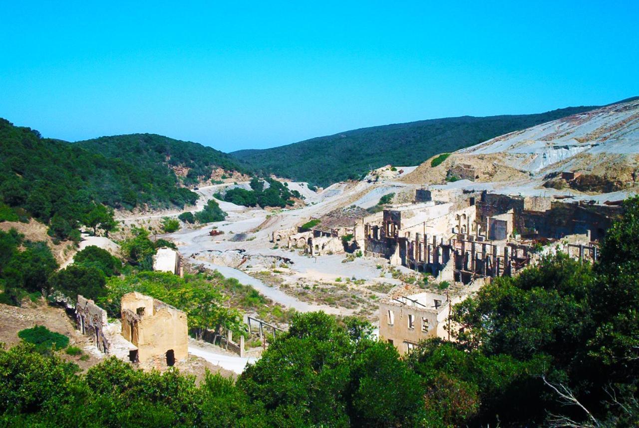 Agriturismo Satanca Villa Arbus Bagian luar foto